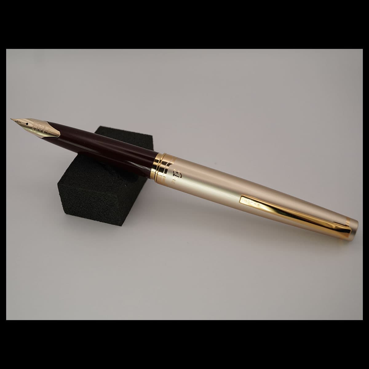 Pilot Elite full-size