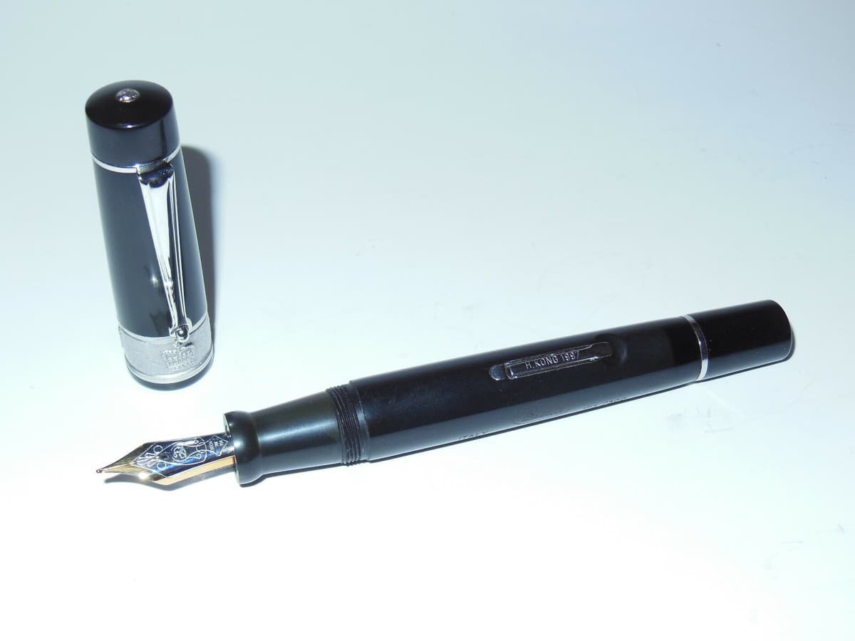 Delta Return to China Britain Fountain Pen