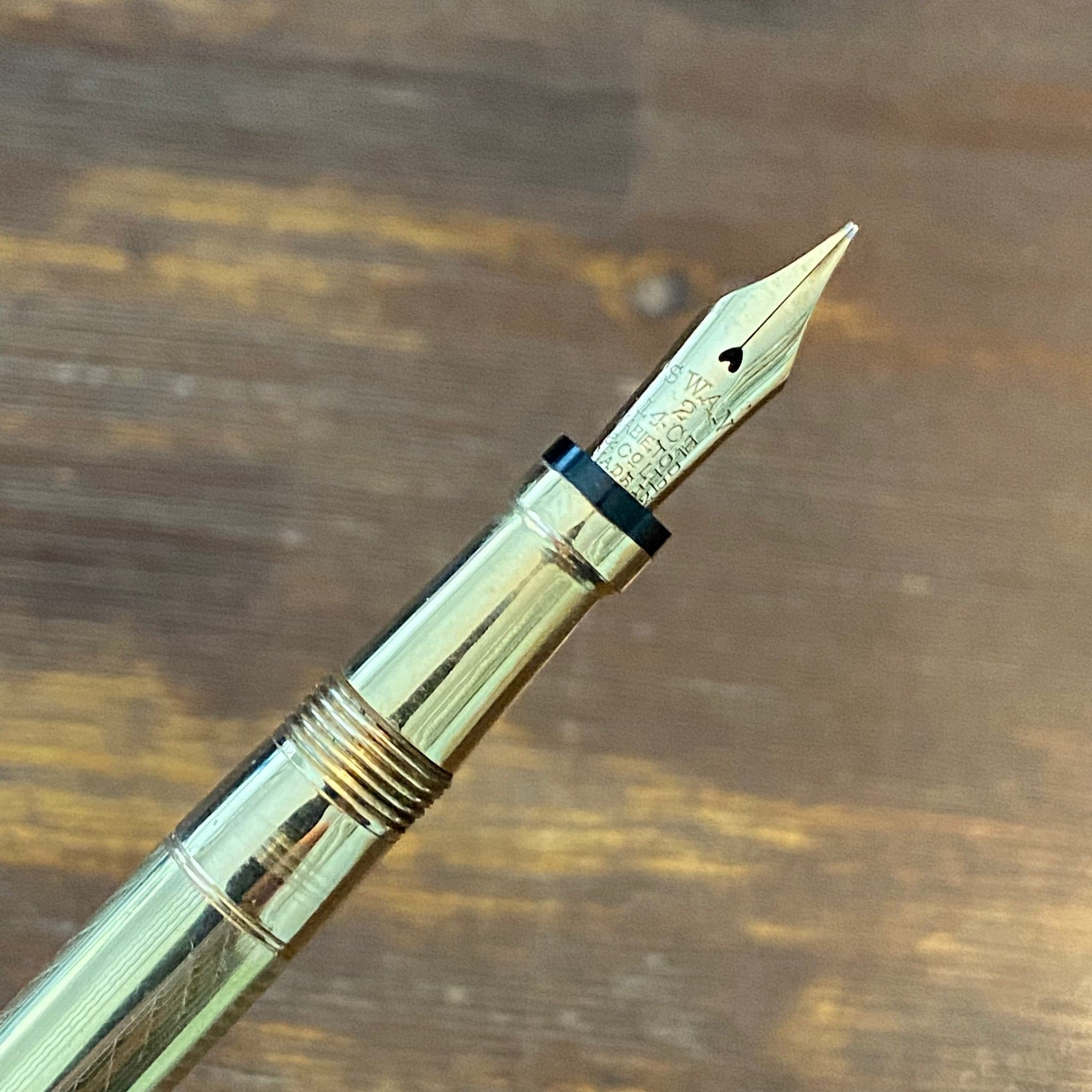 Mabie Todd Swan Leverless