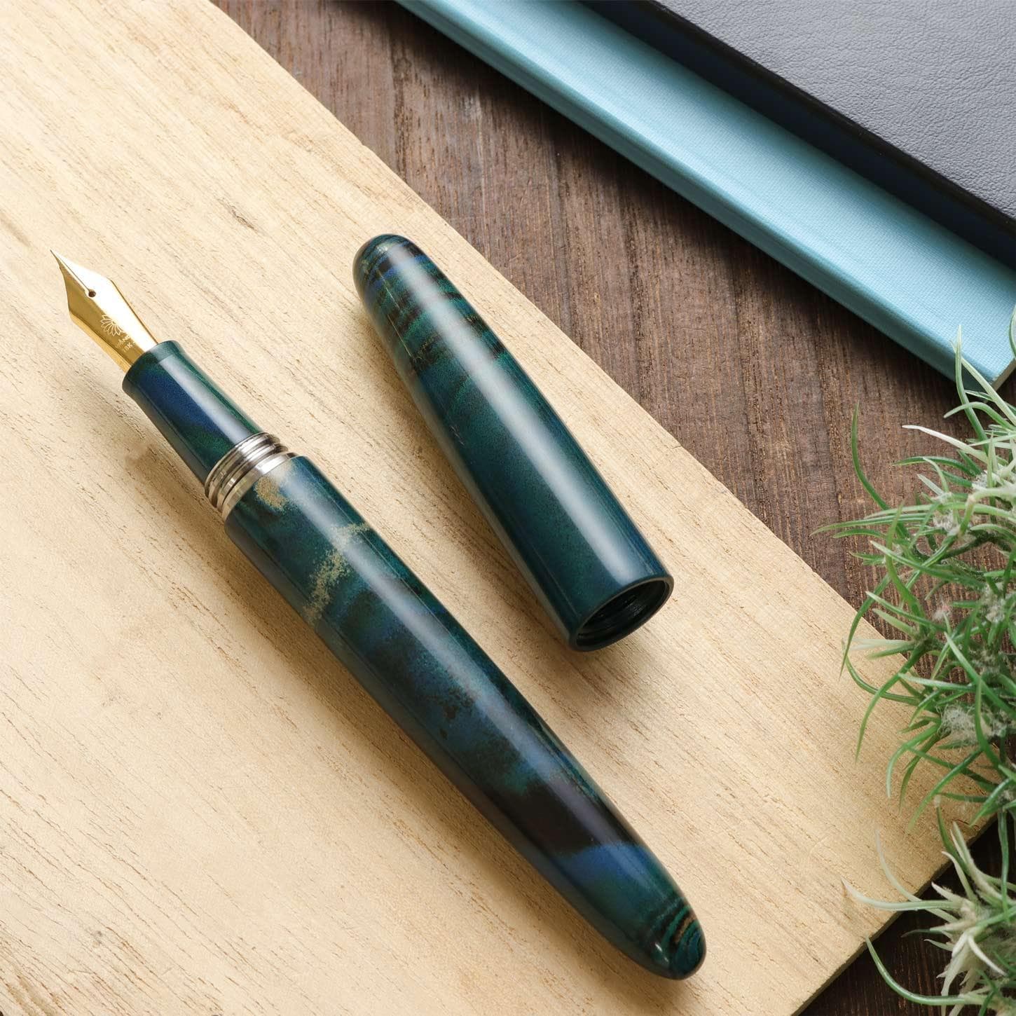 Wancher Dream Pen True Ebonite Marble Green