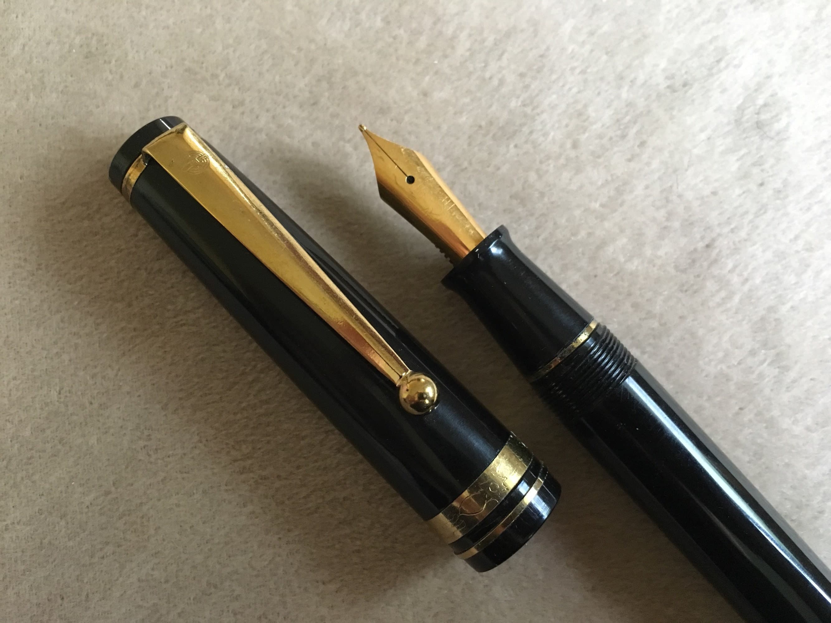 Wing Sung 590 fountain pen