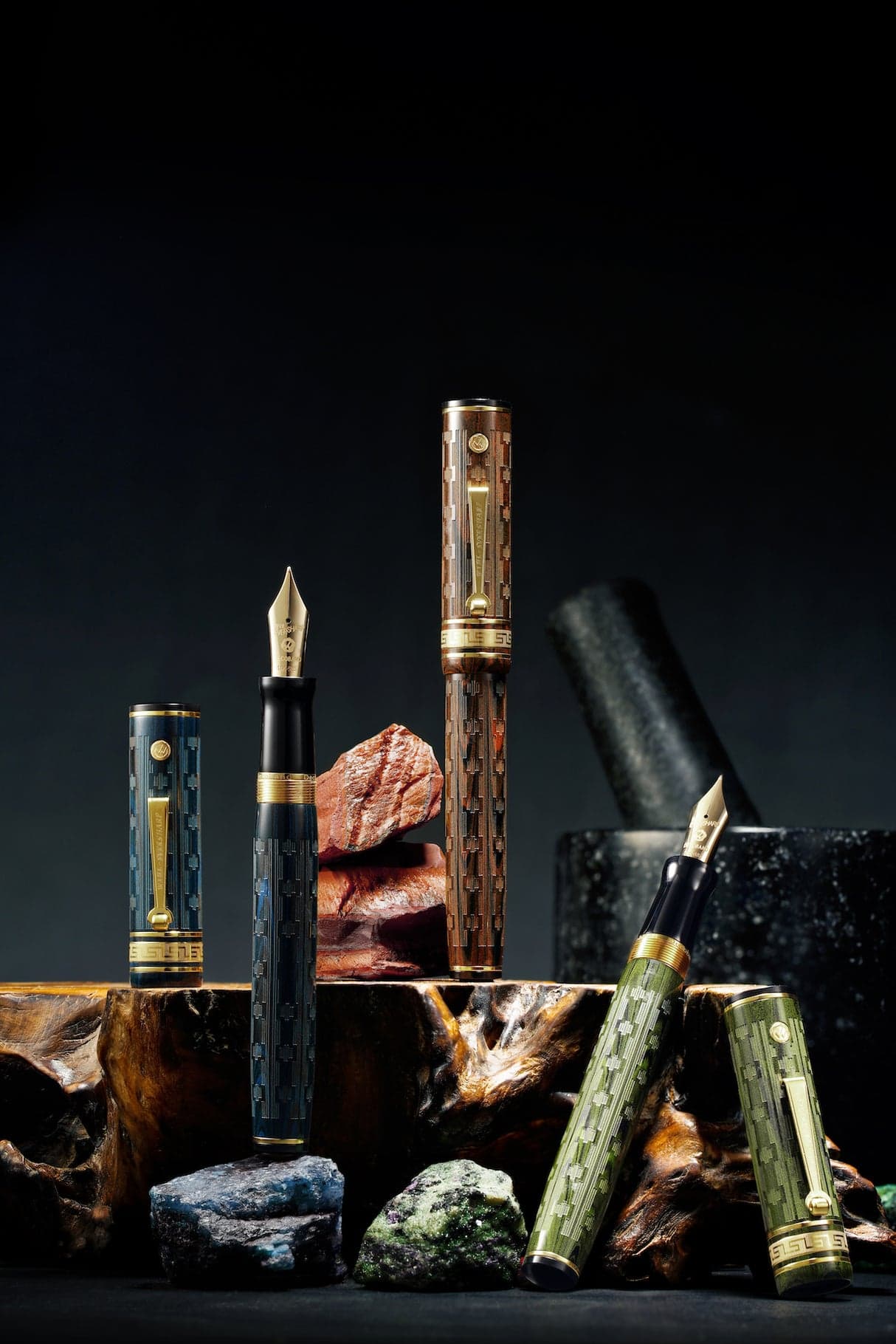 Wahl-Eversharp Decoband Ebonite Green Ripple Chased Fountain Pen