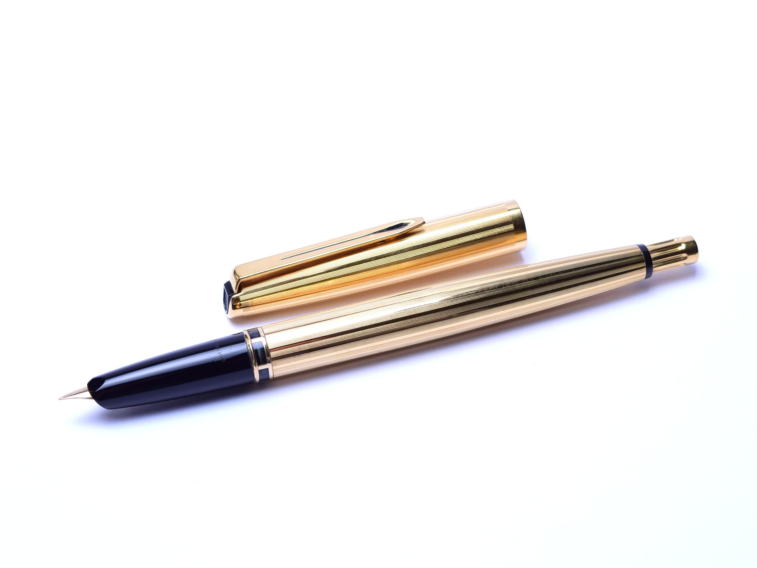 Aurora 98 Riserva Magica fountain pen