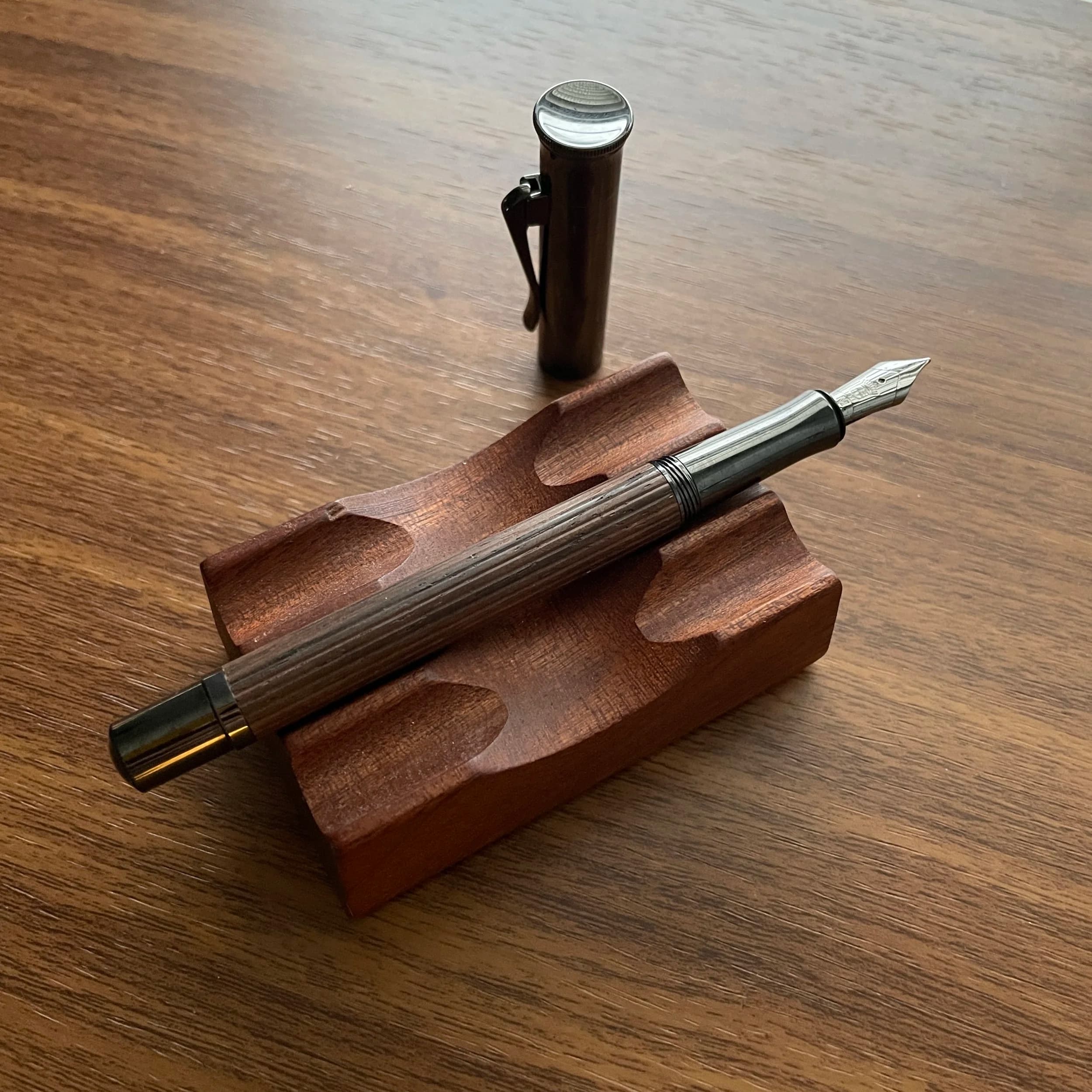Graf von Faber-Castell Classic Macassar Fountain Pen