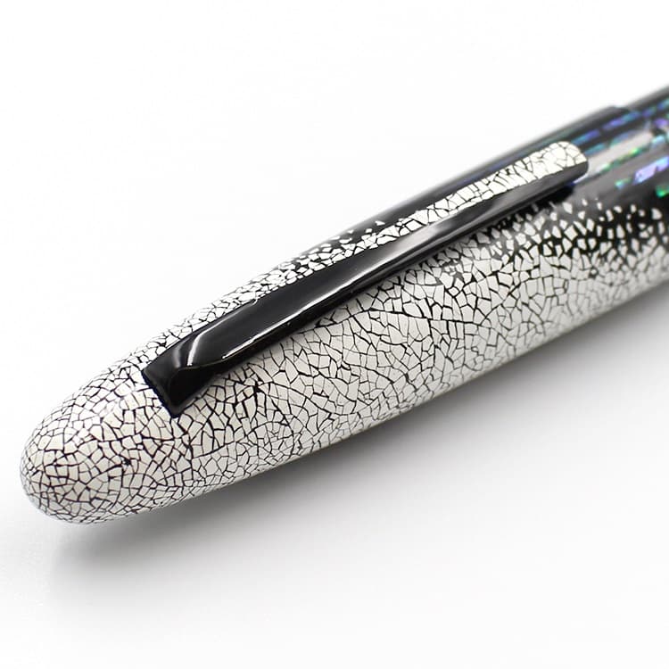 Taccia Miyabi Empress Maki-e Winter Breath LE Fountain Pen