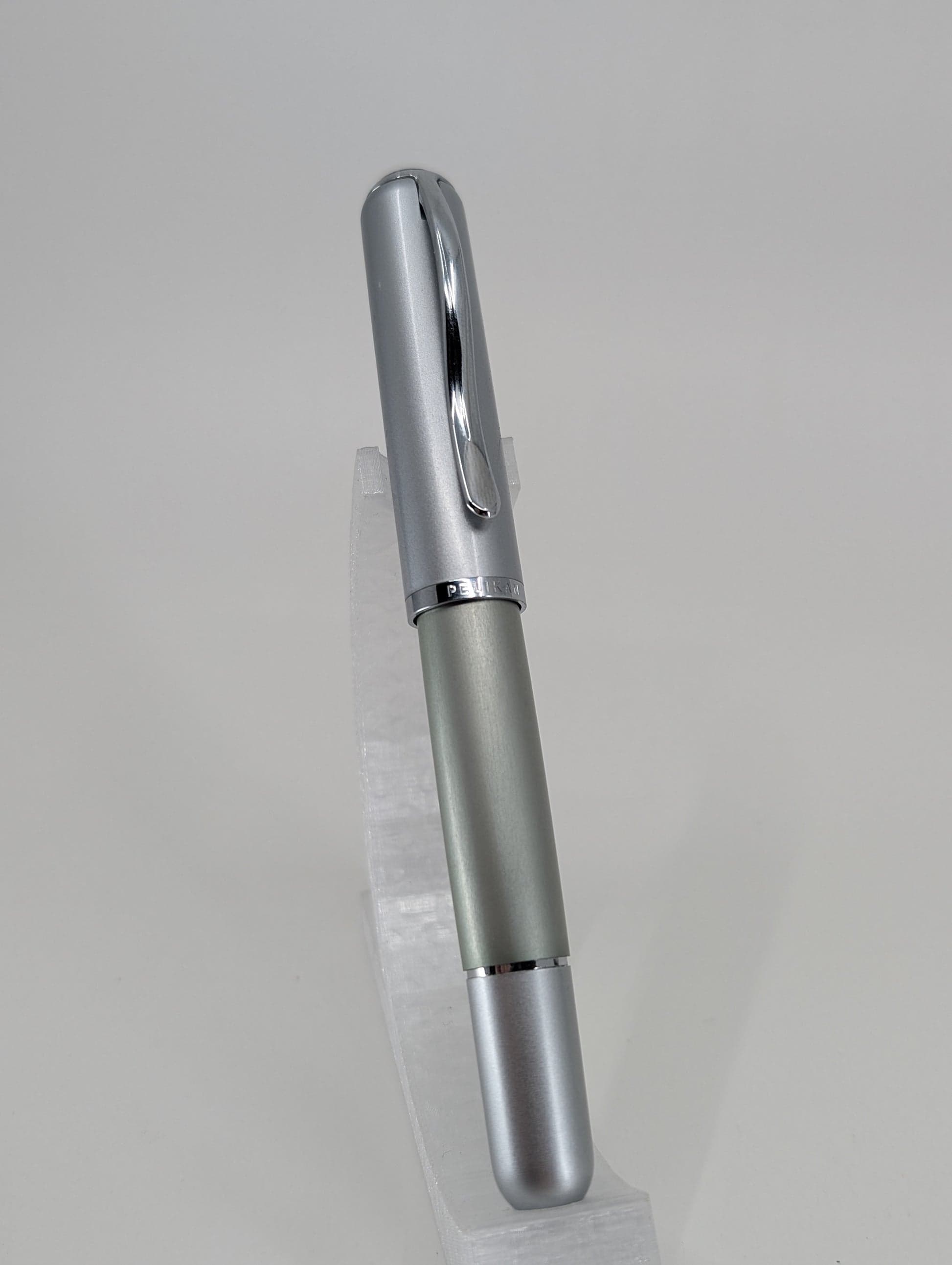 Pelikan Epoch 360 Titan Fountain Pen