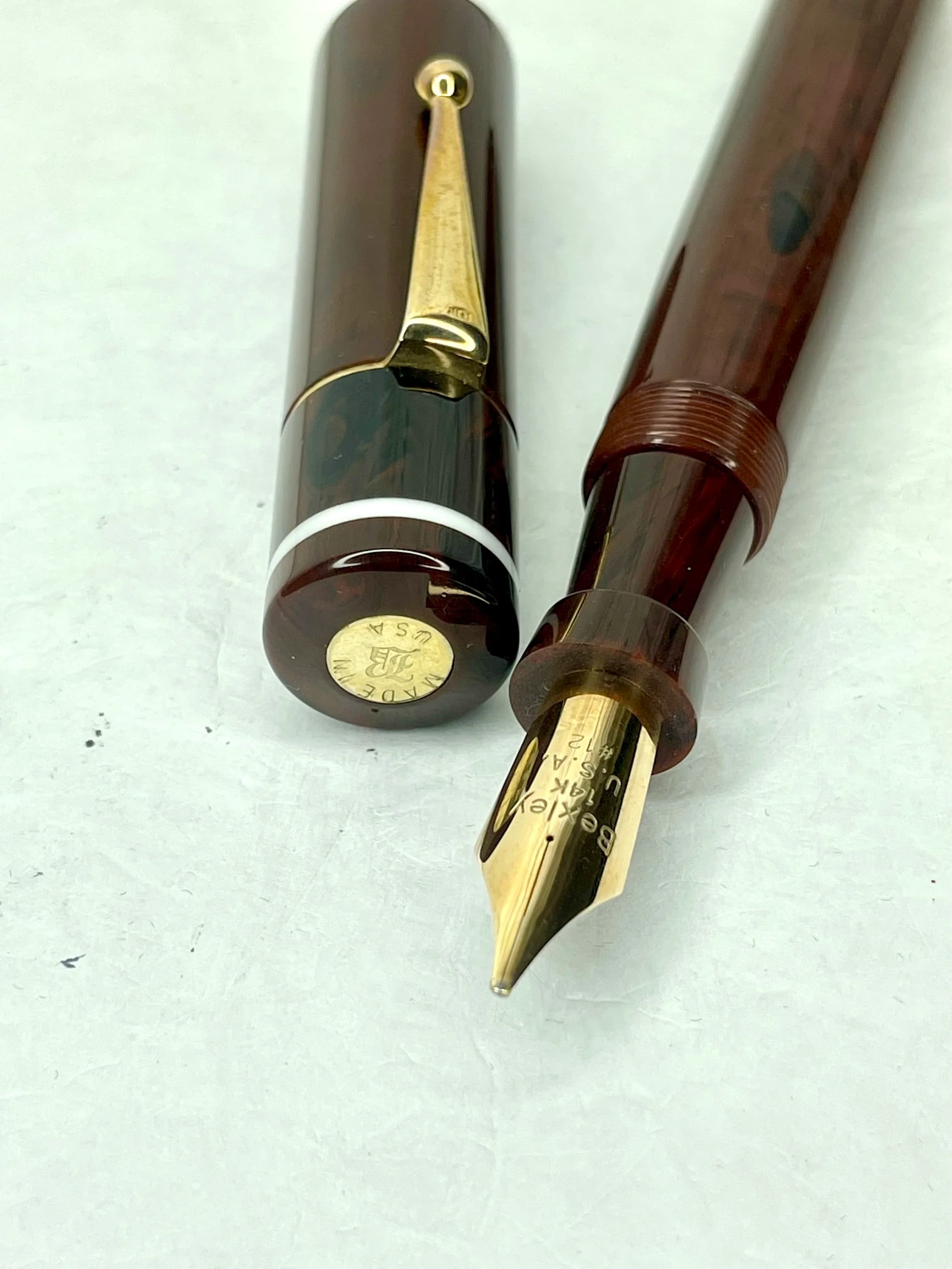 Bexley Giant Woodgrain Limited Edition Fountain Pen